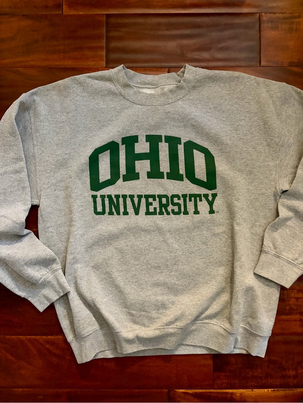 Ohio University Gray Crewneck Sweatshirt with Green Print (no size tag- M/L)
